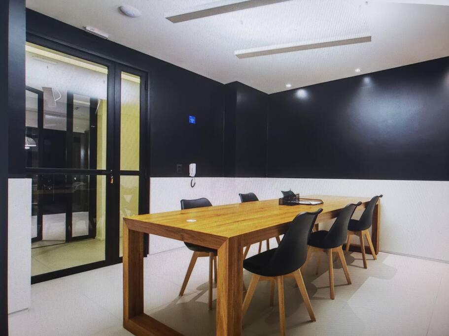 סאו פאולו Lindo Studio No Bom Retiro Prox Ao Anhembi Sambodromo Com Wifi מראה חיצוני תמונה